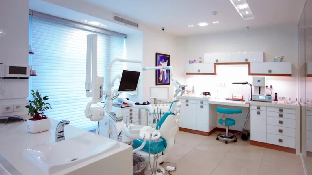 Dr. Ahdout dental practice gallery image 311