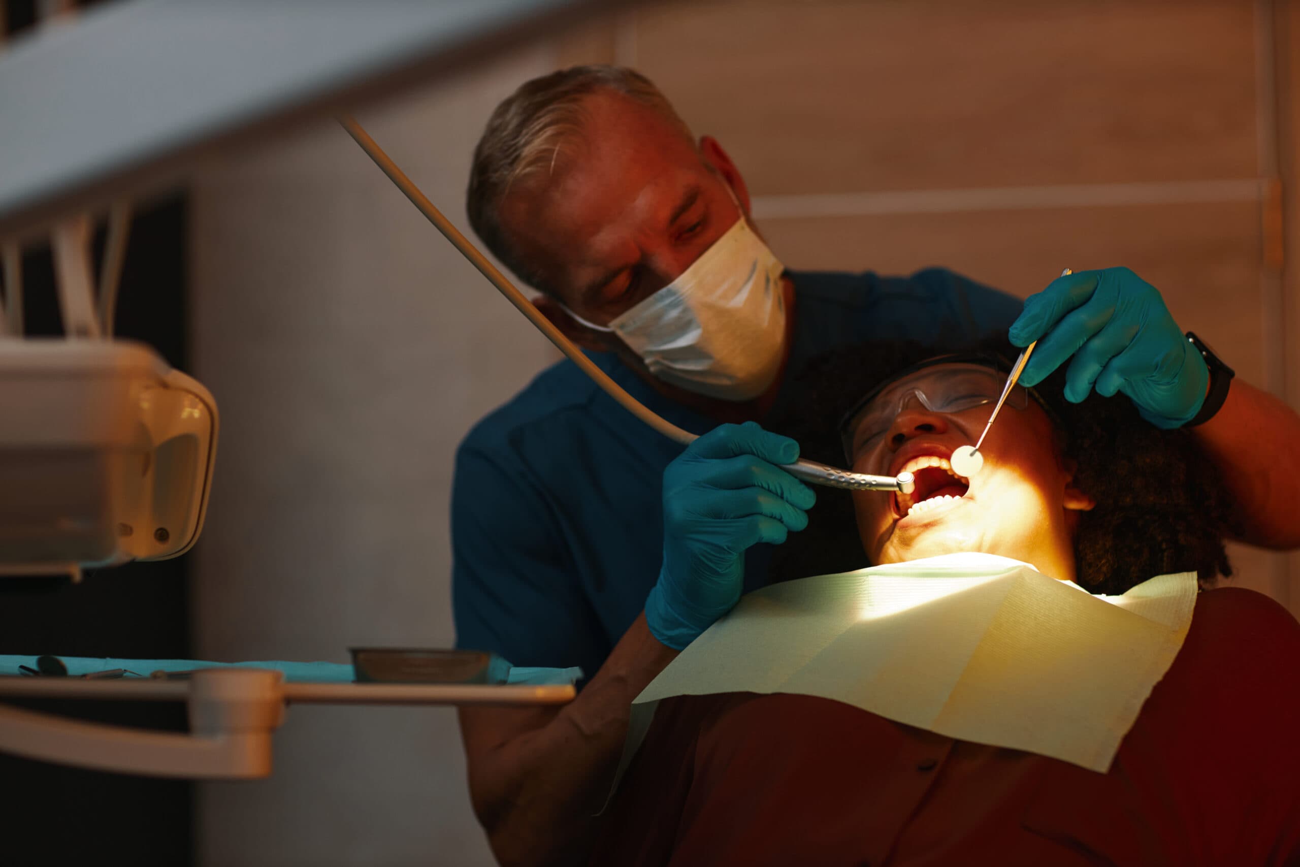 Can I Whiten My Teeth if I Have Sensitive Teeth or Thin Enamel?